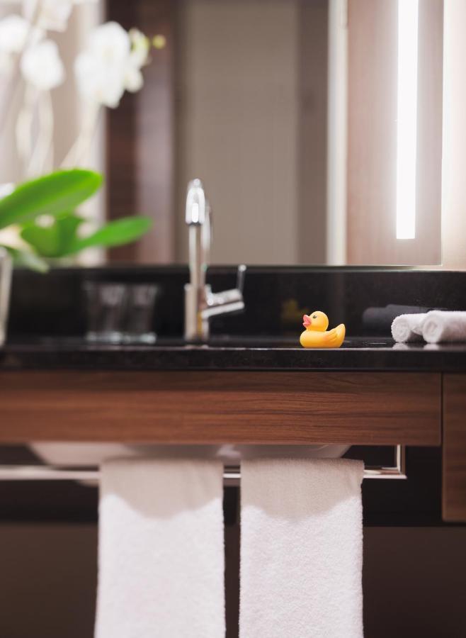 Mövenpick Hotel 5*