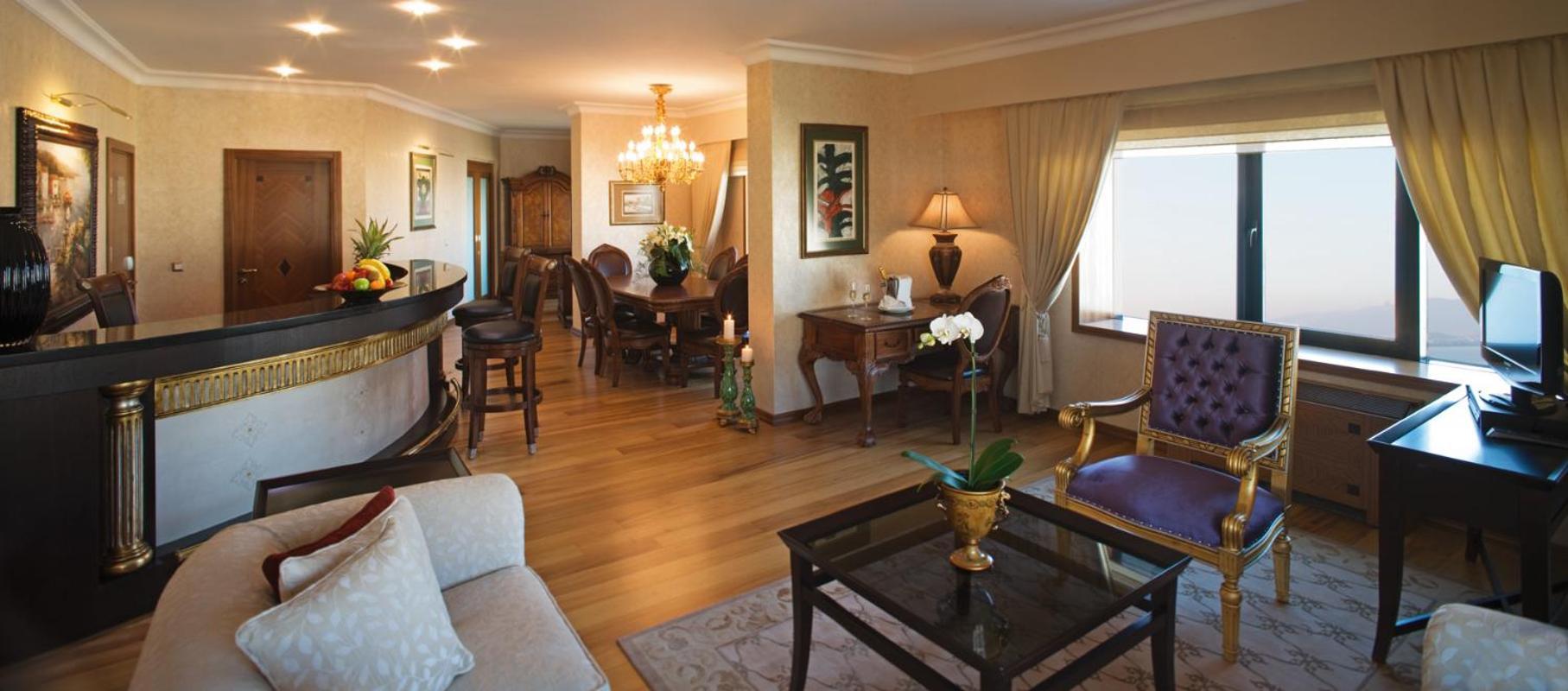 Mövenpick 5*
