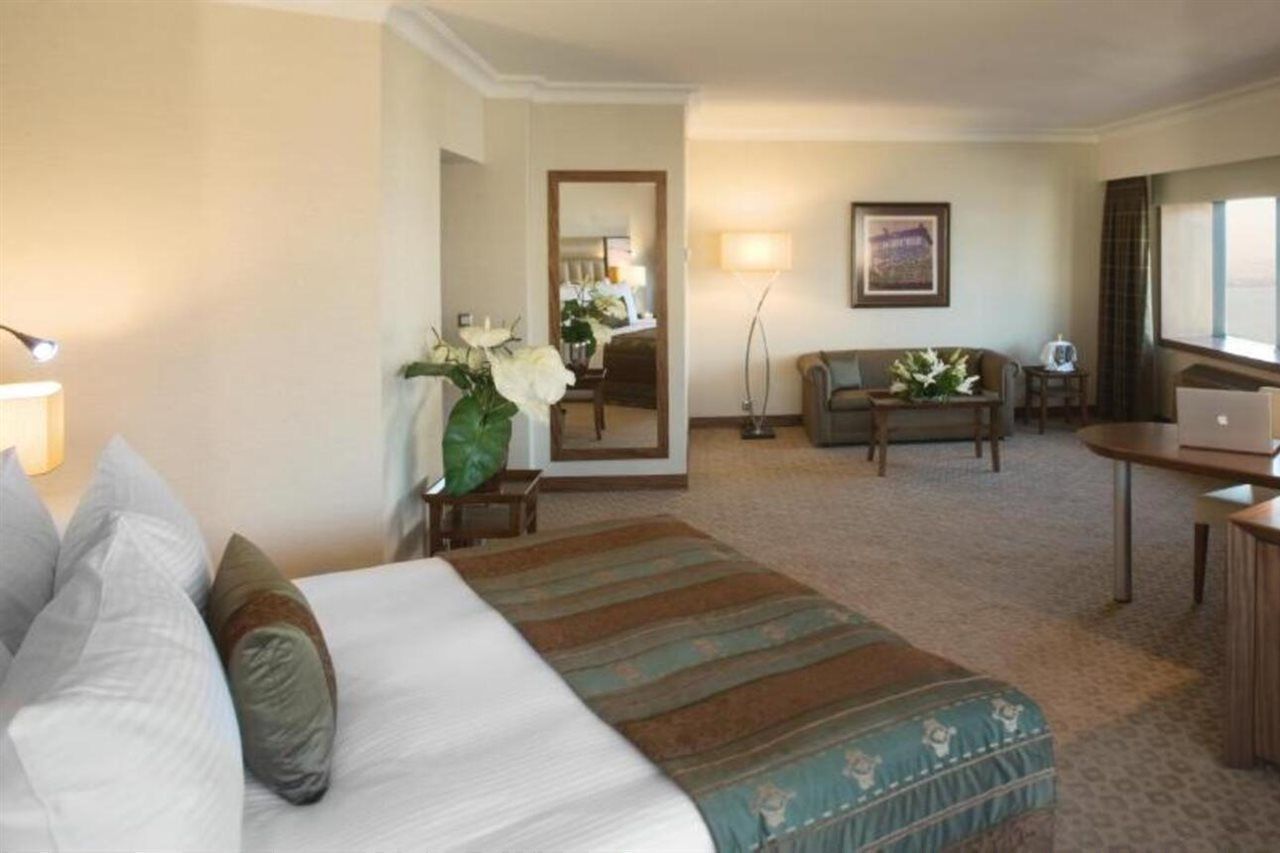 Mövenpick Hotel İzmir